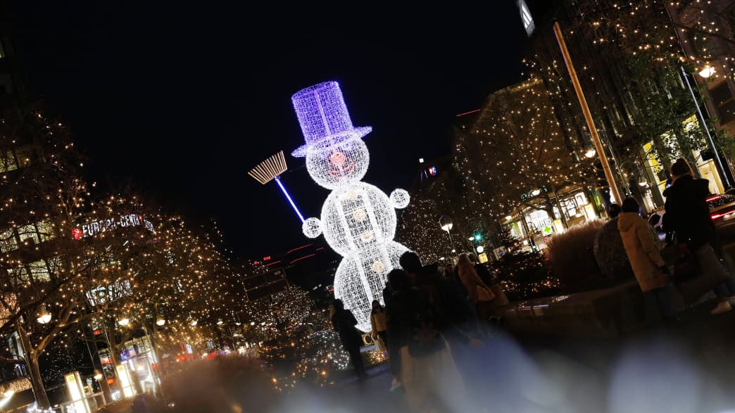 Weihnachtsbeleuchtung in Berlin am Breitscheidplatz