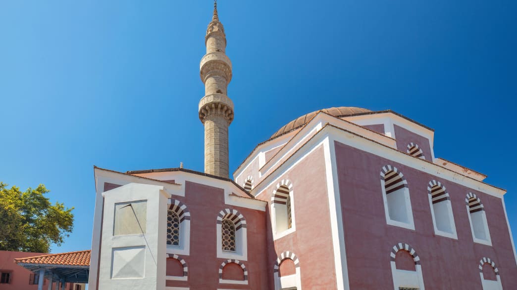 Die restaurierte Fassade der Suleiman Moschee auf Rhodos