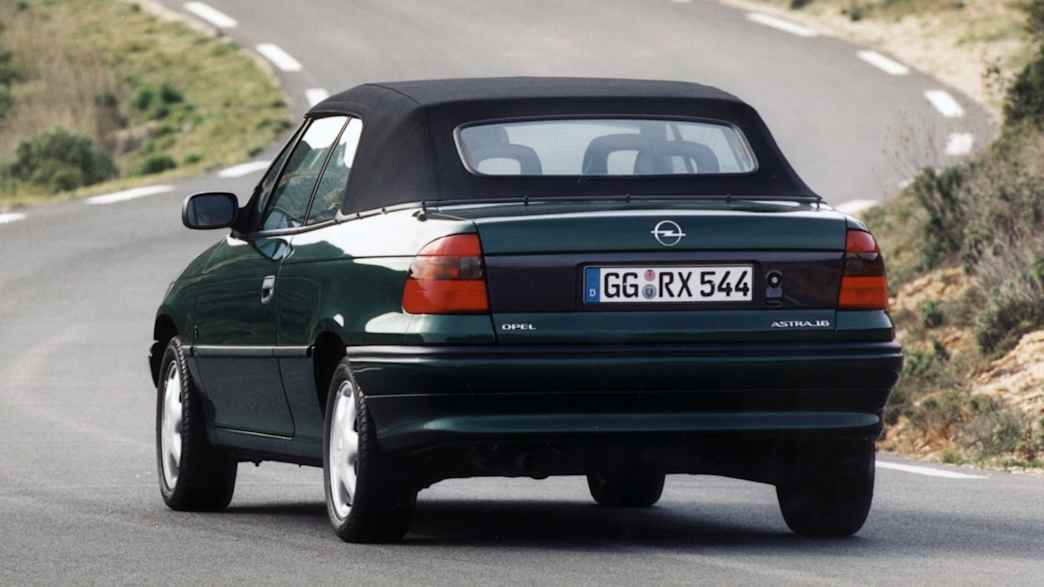 Opel Astra Cabrio 1.8 16V Bertone Edition (01/95 - 07/99) 3 Opel Astra Cabrio 1.8 16V Bertone Edition (01/95 - 07/99) 3