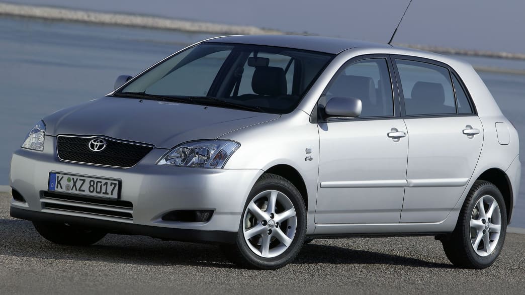 Toyota Corolla 2.0 D-4D Luna (07/03 - 07/04) 2 Toyota Corolla 2.0 D-4D Luna (07/03 - 07/04) 2