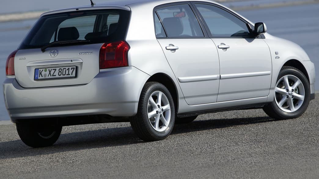 Toyota Corolla 2.0 D-4D Luna (07/03 - 07/04) 3 Toyota Corolla 2.0 D-4D Luna (07/03 - 07/04) 3