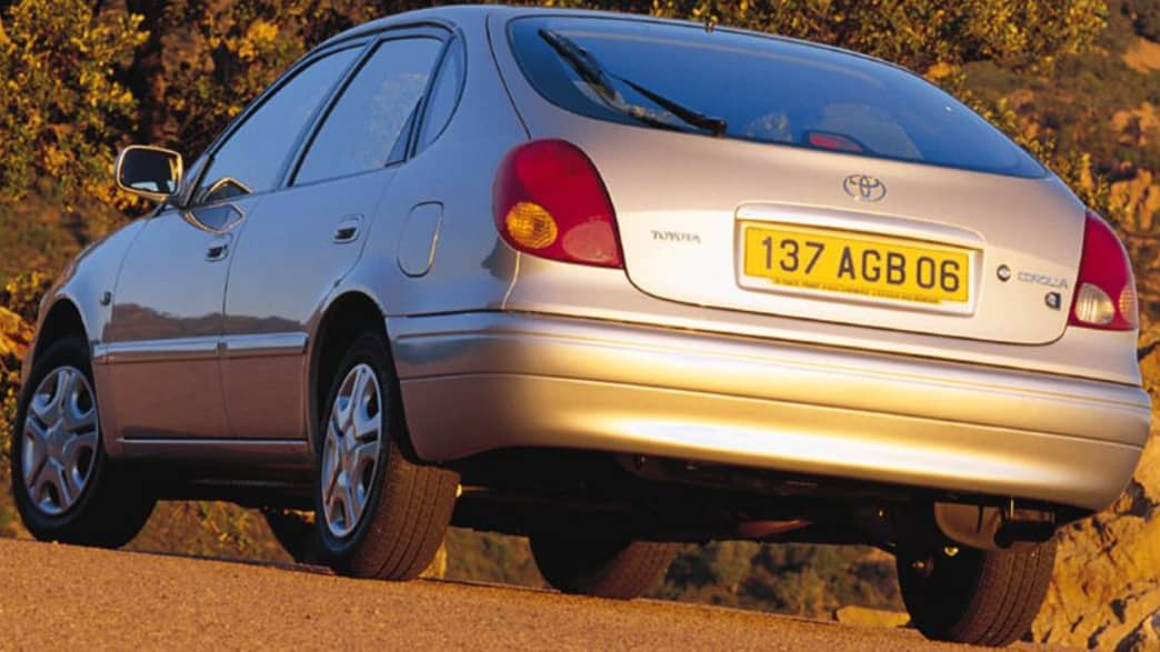 Toyota Corolla 1.6 linea sol Automatik (02/00 - 01/02) 2 Toyota Corolla 1.6 linea sol Automatik (02/00 - 01/02) 2