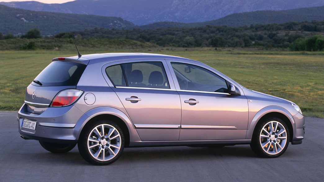 Opel Astra 1.8 Sport Automatik (07/06 - 02/07) 3 Opel Astra 1.8 Sport Automatik (07/06 - 02/07) 3