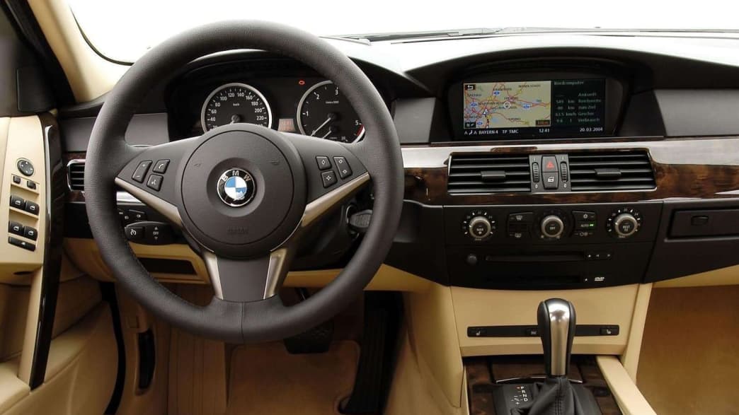 BMW 545i Touring (05/04 - 07/05) 5 BMW 545i Touring (05/04 - 07/05) 5