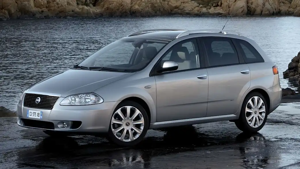 Abgasrohr Auspuff Für Fiat Croma 2 II Kombi 1.9 JTD (2005-12/2011