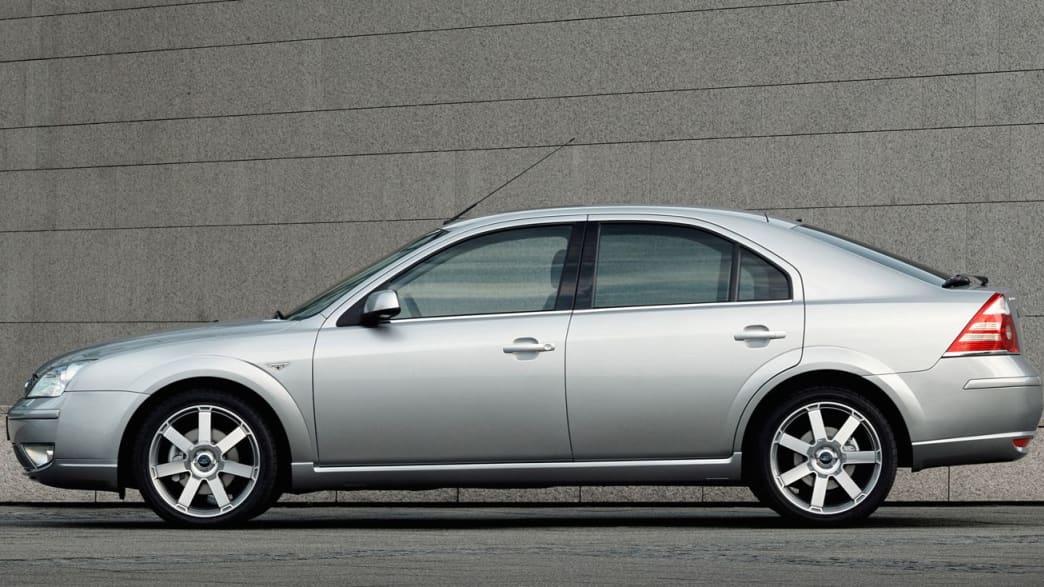 Ford Mondeo 1.8 Ghia (05/05 - 06/07) 2 Ford Mondeo 1.8 Ghia (05/05 - 06/07) 2