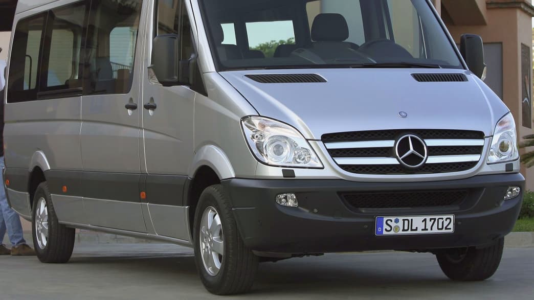 Mercedes-Benz Sprinter Kombi Hochdach lang 3,5t 316 LGT (Autogasbetrieb) (11/11 - 08/13) 1 Mercedes-Benz Sprinter Kombi Hochdach lang 3,5t 316 LGT (Autogasbetrieb) (11/11 - 08/13) 1