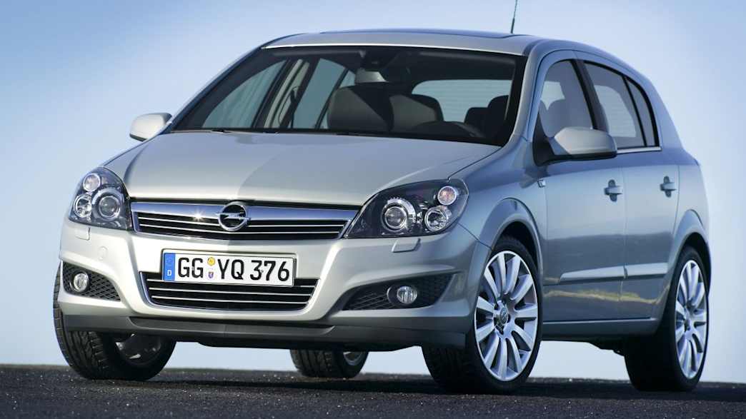 Opel Astra 1.3 CDTI Innovation "110 Jahre" Easytronic (12/08 - 10/09) 2 Opel Astra 1.3 CDTI Innovation "110 Jahre" Easytronic (12/08 - 10/09) 2