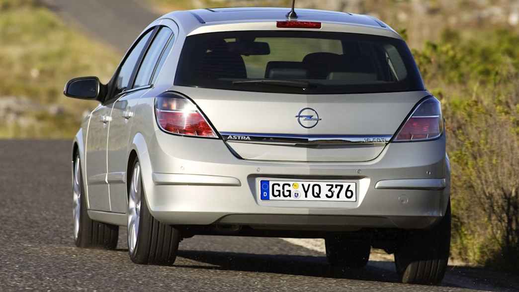 Opel Astra 1.3 CDTI Innovation "110 Jahre" Easytronic (12/08 - 10/09) 4 Opel Astra 1.3 CDTI Innovation "110 Jahre" Easytronic (12/08 - 10/09) 4