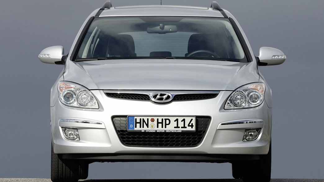 Hyundai i30 cw 1.6 CRDi Comfort (03/08 - 07/09) 1 Hyundai i30 cw 1.6 CRDi Comfort (03/08 - 07/09) 1
