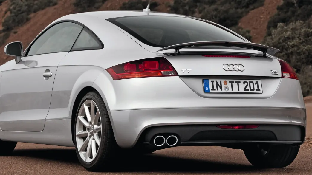 Audi TT Coupé 2.0 TFSI (08/10 - 04/14): Technische Daten, Bilder