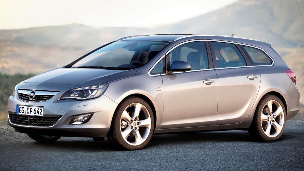 Opel Astra Sports Tourer 1.3 CDTI ecoFlex Start&Stop Design Edition (12/10 - 11/11) 2 Opel Astra Sports Tourer 1.3 CDTI ecoFlex Start&Stop Design Edition (12/10 - 11/11) 2