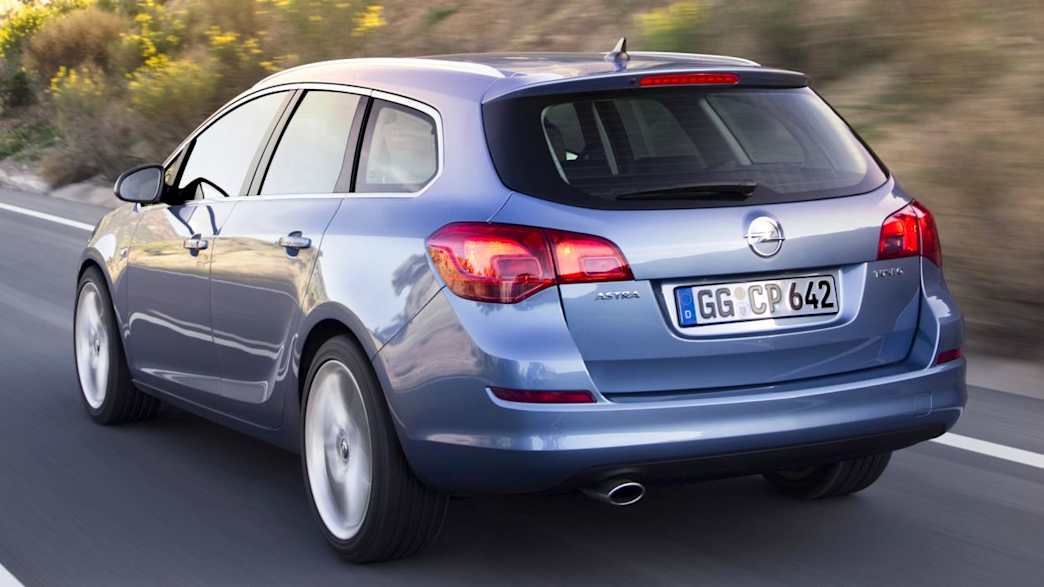 Opel Astra Sports Tourer 1.3 CDTI ecoFlex Start&Stop Design Edition (12/10 - 11/11) 4 Opel Astra Sports Tourer 1.3 CDTI ecoFlex Start&Stop Design Edition (12/10 - 11/11) 4
