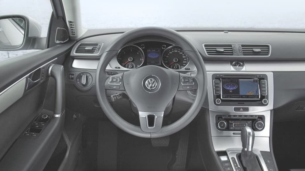 VW Passat 1.6 TDI BMT Business Edition (11/13 - 09/14) 5 VW Passat 1.6 TDI BMT Business Edition (11/13 - 09/14) 5