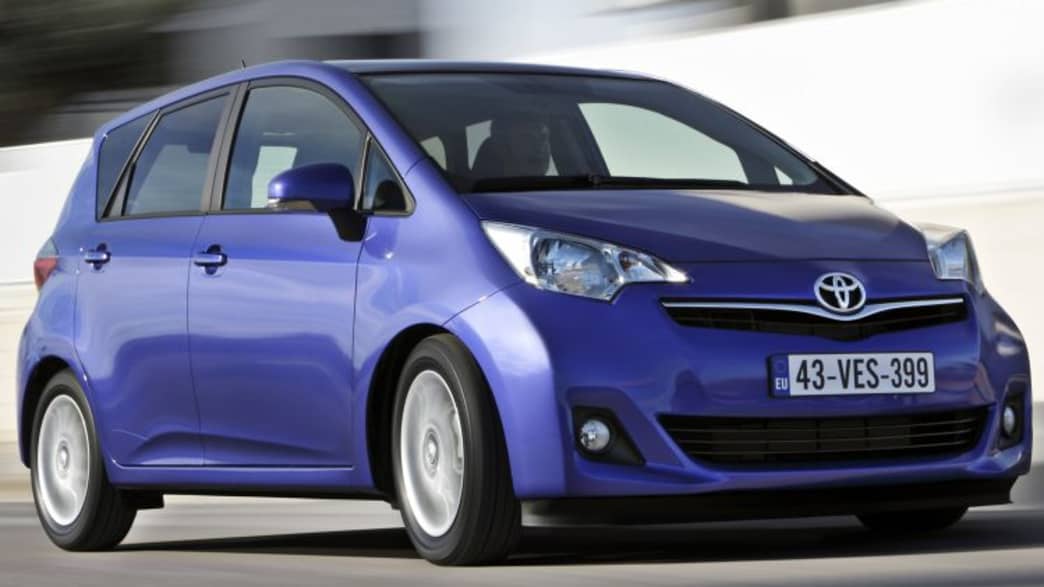 Toyota Verso-S 1.33 Start&Stop Life (03/11 - 07/14) 1 Toyota Verso-S 1.33 Start&Stop Life (03/11 - 07/14) 1