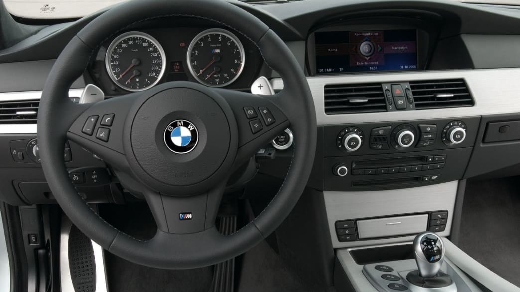 BMW M5 Touring SMG (03/10 - 07/10) 5 BMW M5 Touring SMG (03/10 - 07/10) 5