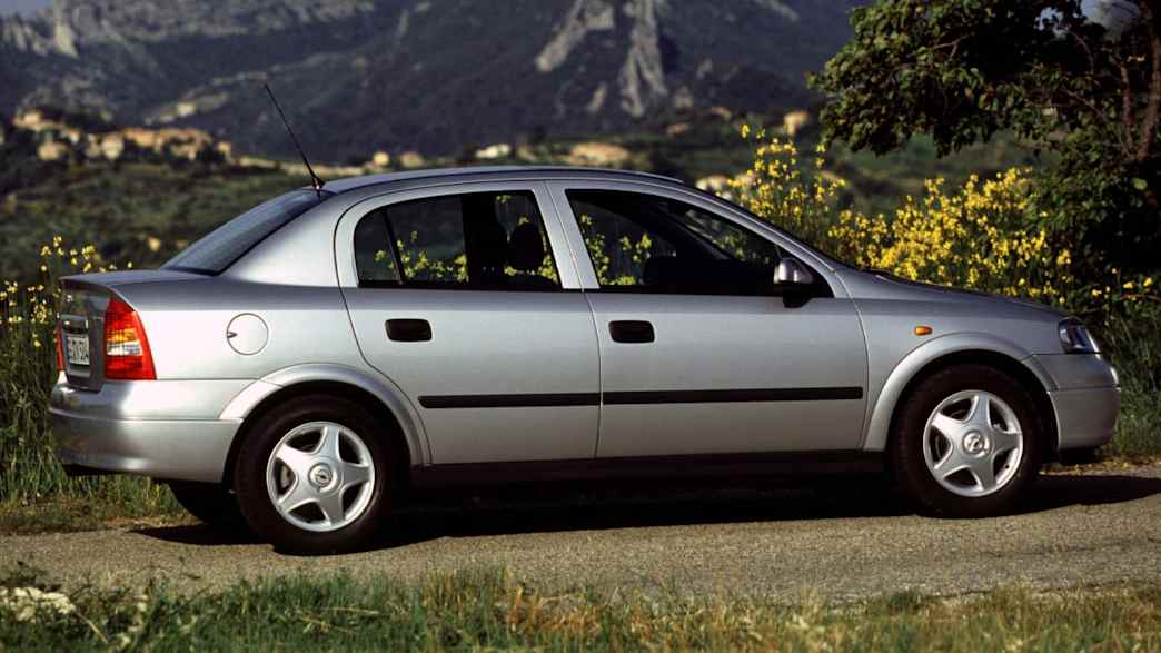 Opel Astra 1.7 DTI (12/99 - 07/02) 3 Opel Astra 1.7 DTI (12/99 - 07/02) 3