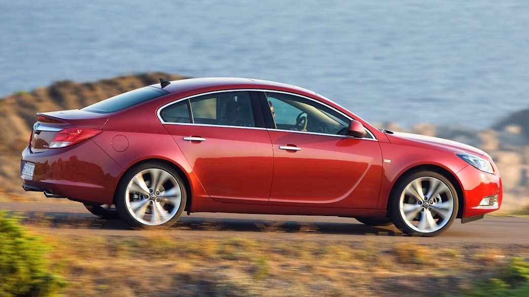 Opel Insignia 2.0 Turbo Sport 4x4 (11/08 - 08/11) 3 Opel Insignia 2.0 Turbo Sport 4x4 (11/08 - 08/11) 3