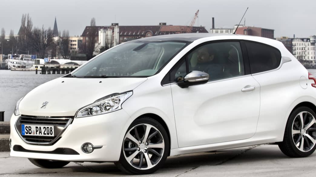 Peugeot 208 1.2 PureTech 82 Active (06/12 - 01/15): Technische Daten ...