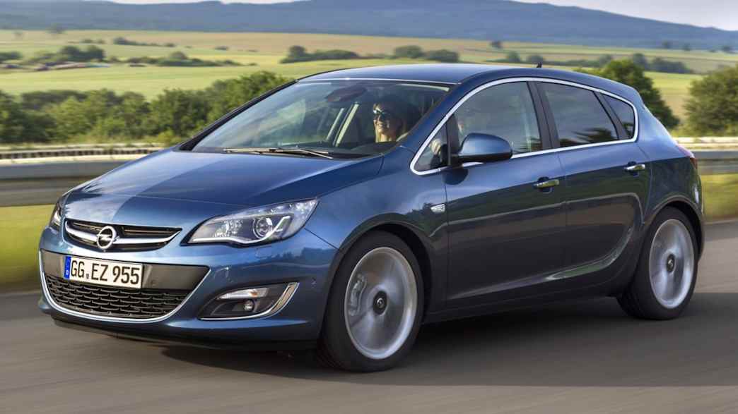 Opel Astra 2.0 BiTurbo CDTI ecoFlex Start&Stop (11/12 - 06/15) 2 Opel Astra 2.0 BiTurbo CDTI ecoFlex Start&Stop (11/12 - 06/15) 2