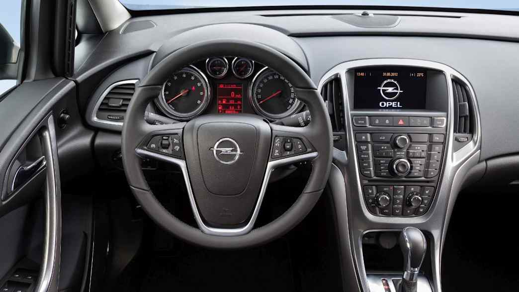Opel Astra 1.4 Turbo ecoFlex Start&Stop Excellence (07/15 - 06/17) 5 Opel Astra 1.4 Turbo ecoFlex Start&Stop Excellence (07/15 - 06/17) 5