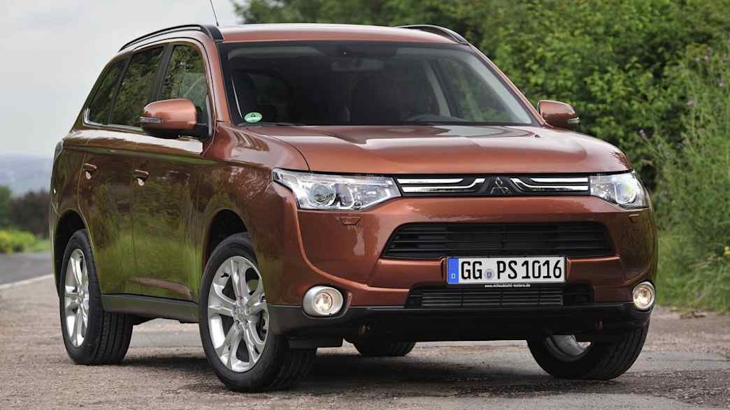 Mitsubishi Outlander 2.2 DI-D ClearTec Invite 2WD (10/12 - 09/14) 1 Mitsubishi Outlander 2.2 DI-D ClearTec Invite 2WD (10/12 - 09/14) 1