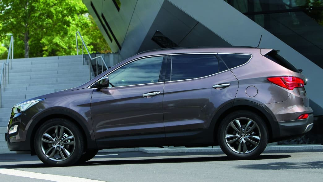 Hyundai Santa Fe 2.0 CRDi Trend 2WD (10/12 - 07/13) 3 Hyundai Santa Fe 2.0 CRDi Trend 2WD (10/12 - 07/13) 3