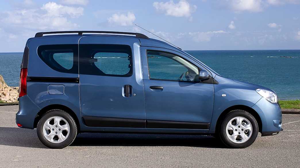 Dacia Dokker dCi 90 Start&Stop Celebration (07/15 - 12/15) 3 Dacia Dokker dCi 90 Start&Stop Celebration (07/15 - 12/15) 3