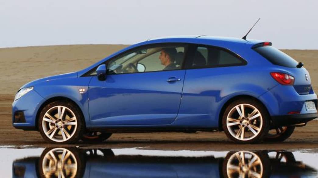 SEAT Ibiza SC 1.6 16V Style (06/08 - 05/10) 3 SEAT Ibiza SC 1.6 16V Style (06/08 - 05/10) 3