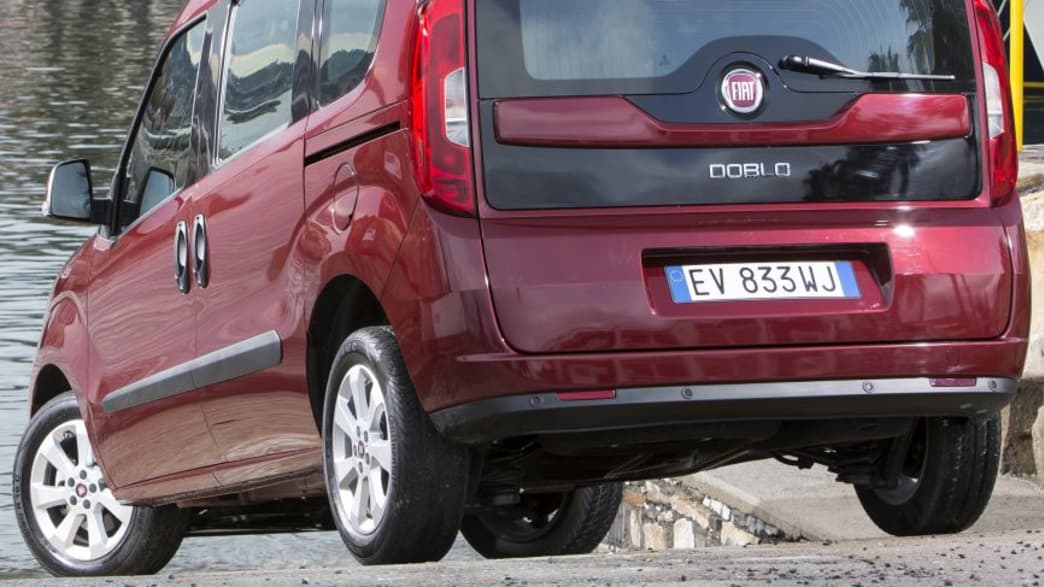 Fiat Doblò Kombi 1.4 T-Jet 16V Natural Power Lounge (Erdgasbetrieb) (01/15 - 08/18) 4 Fiat Doblò Kombi 1.4 T-Jet 16V Natural Power Lounge (Erdgasbetrieb) (01/15 - 08/18) 4