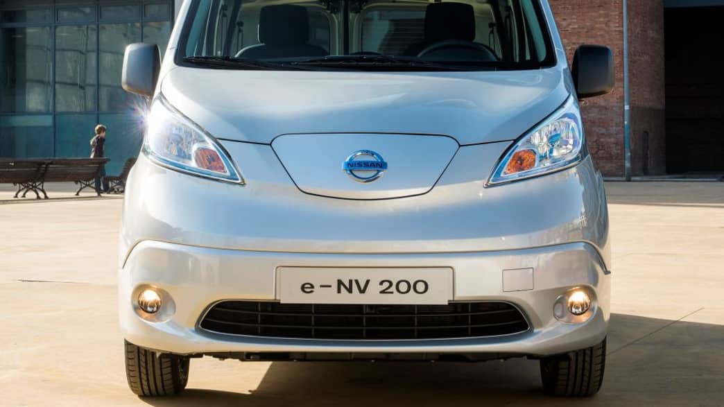 Nissan e-NV200 Kombi (24 kWh) Premium (zzgl. Batteriemiete) (07/14 - 03/18) 1 Nissan e-NV200 Kombi (24 kWh) Premium (zzgl. Batteriemiete) (07/14 - 03/18) 1