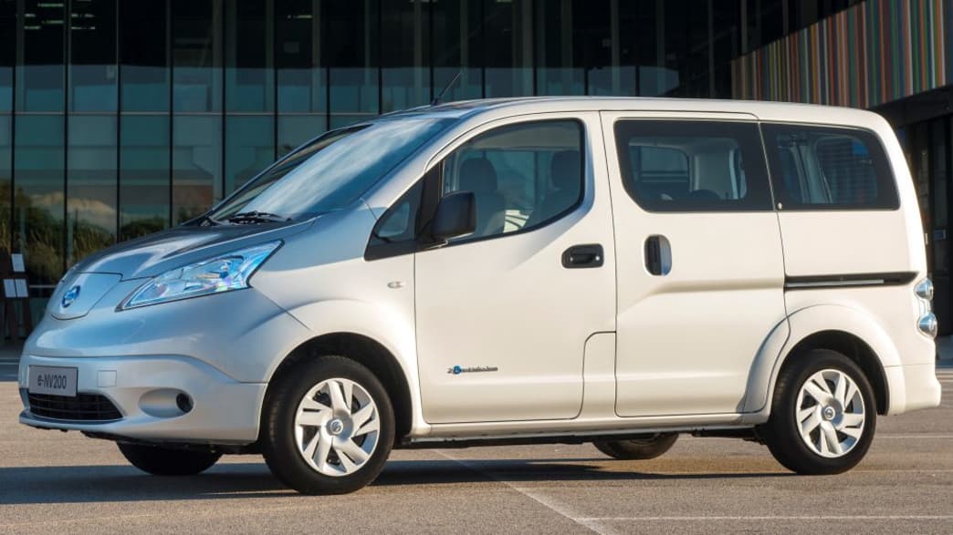 Nissan e-NV200 Kombi (24 kWh) Premium (zzgl. Batteriemiete) (07/14 - 03/18) 2 Nissan e-NV200 Kombi (24 kWh) Premium (zzgl. Batteriemiete) (07/14 - 03/18) 2