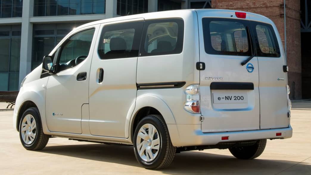 Nissan e-NV200 Kombi (24 kWh) Premium (zzgl. Batteriemiete) (07/14 - 03/18) 4 Nissan e-NV200 Kombi (24 kWh) Premium (zzgl. Batteriemiete) (07/14 - 03/18) 4