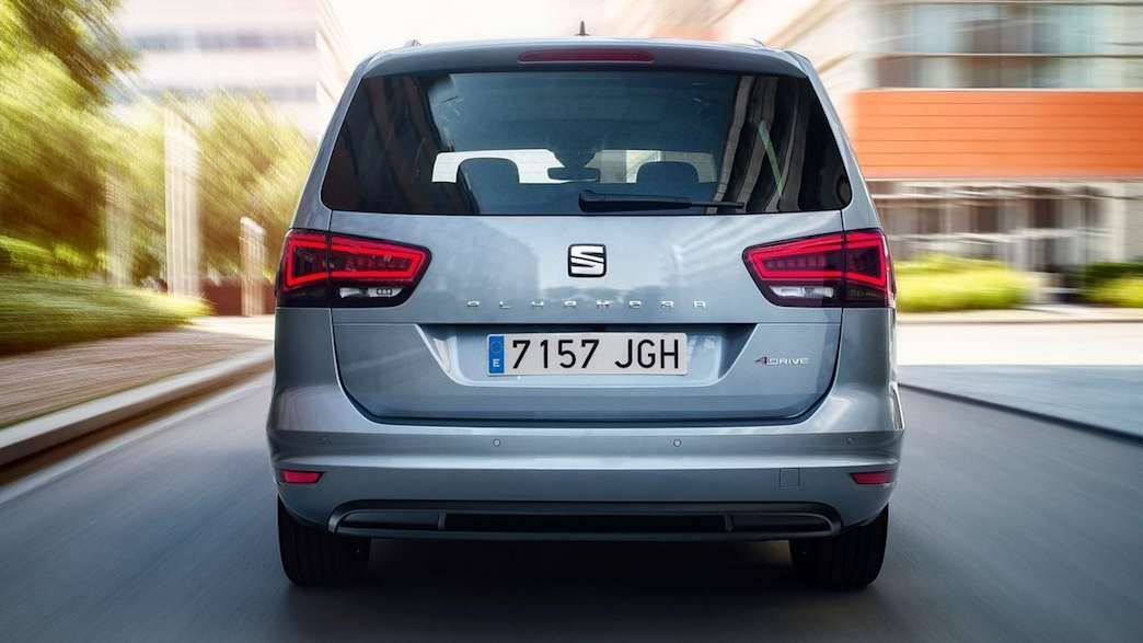 SEAT Alhambra 2.0 TDI Ecomotive Reference (06/15 - 04/16) 4 SEAT Alhambra 2.0 TDI Ecomotive Reference (06/15 - 04/16) 4