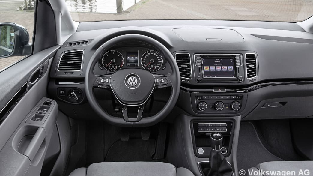 VW Sharan 2.0 TDI SCR BMT Comfortline DSG (08/19 - 08/20) 5 VW Sharan 2.0 TDI SCR BMT Comfortline DSG (08/19 - 08/20) 5