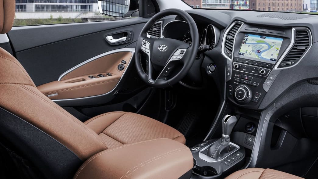 Hyundai Santa Fe 2.2 CRDi blue Style Allrad Automatik (5-Sitzer) (12/15 - 08/18) 5 Hyundai Santa Fe 2.2 CRDi blue Style Allrad Automatik (5-Sitzer) (12/15 - 08/18) 5
