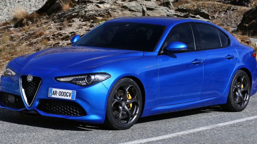 Alfa Romeo Giulia 2.2 Diesel Super AT8 (03/20 - 11/20) 2 Alfa Romeo Giulia 2.2 Diesel Super AT8 (03/20 - 11/20) 2