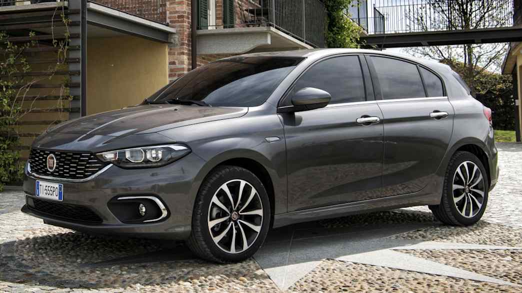 Fiat Tipo 1.6 MultiJet Start&Stopp Lounge DCT (05/19 - 11/20) 2 Fiat Tipo 1.6 MultiJet Start&Stopp Lounge DCT (05/19 - 11/20) 2
