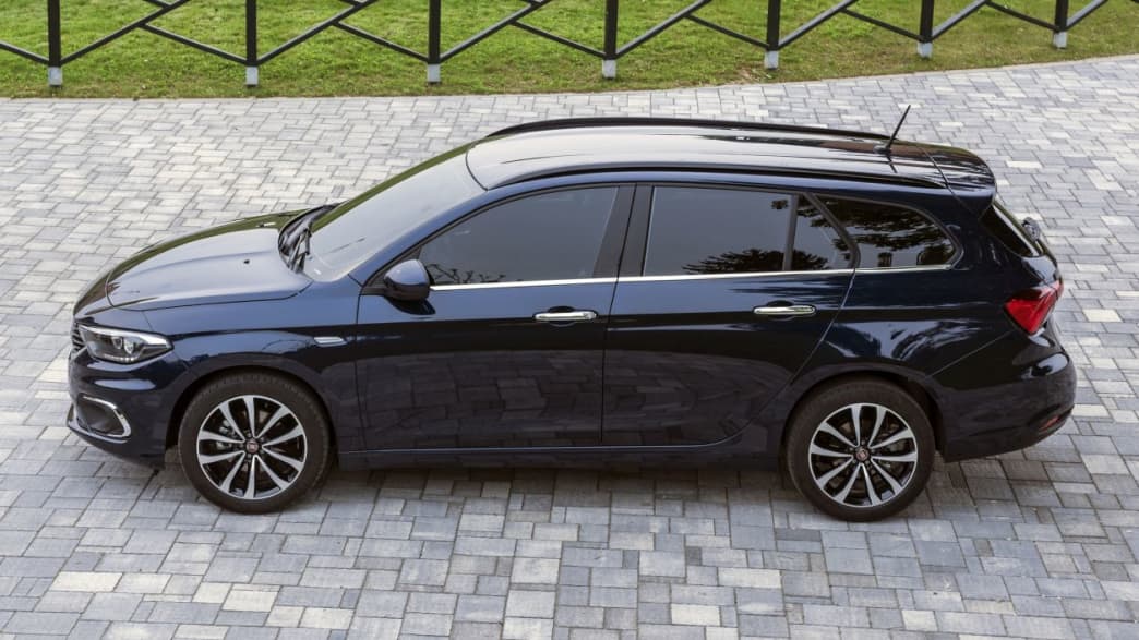 Fiat Tipo Kombi 1.6 Multijet Start&Stopp S-Design (08/17 - 08/18) 3 Fiat Tipo Kombi 1.6 Multijet Start&Stopp S-Design (08/17 - 08/18) 3