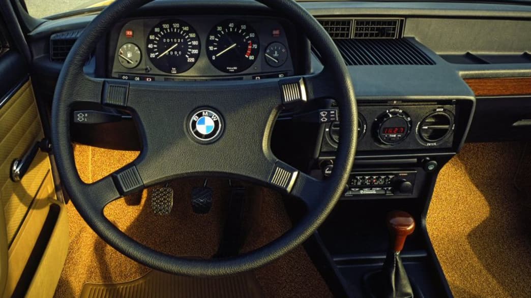 BMW 518 (4-Gang) (02/80 - 06/81) 5 BMW 518 (4-Gang) (02/80 - 06/81) 5