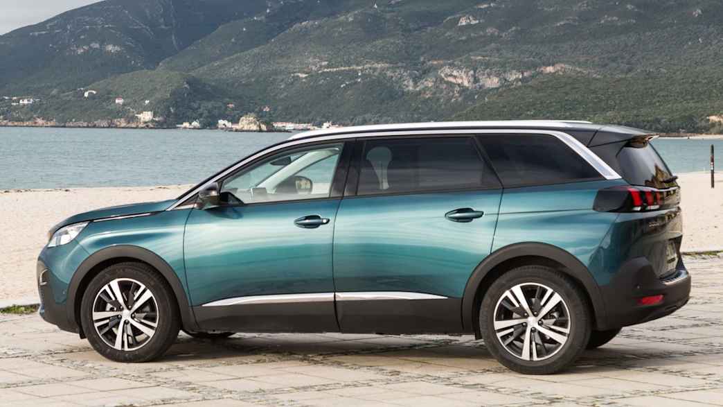 Peugeot 5008 2.0 BlueHDi 150 Allure (03/17 - 02/18) 3 Peugeot 5008 2.0 BlueHDi 150 Allure (03/17 - 02/18) 3