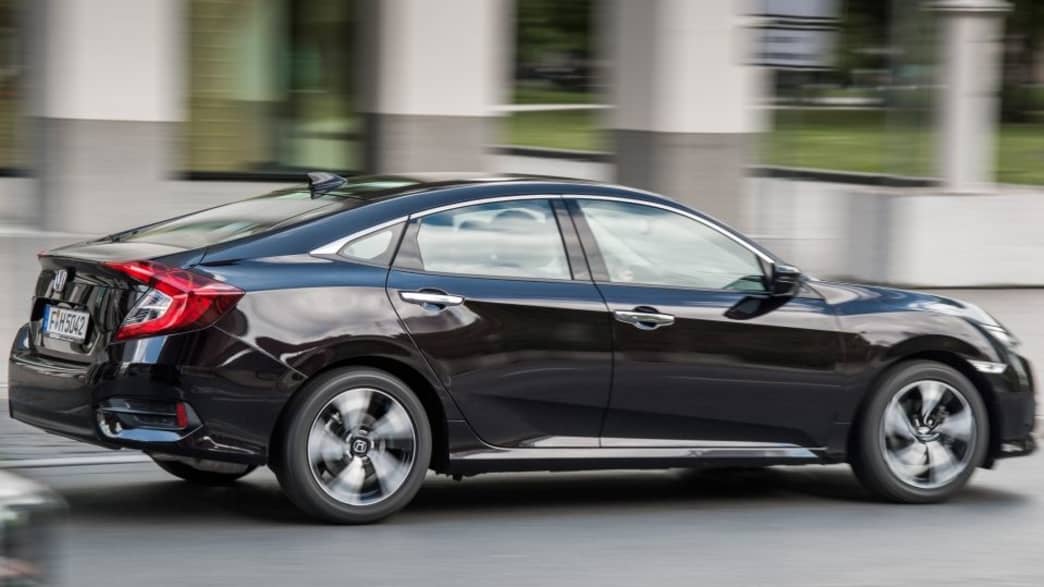 Honda Civic Limousine 1.6 i-DTEC Comfort (06/18 - 08/19) 3 Honda Civic Limousine 1.6 i-DTEC Comfort (06/18 - 08/19) 3