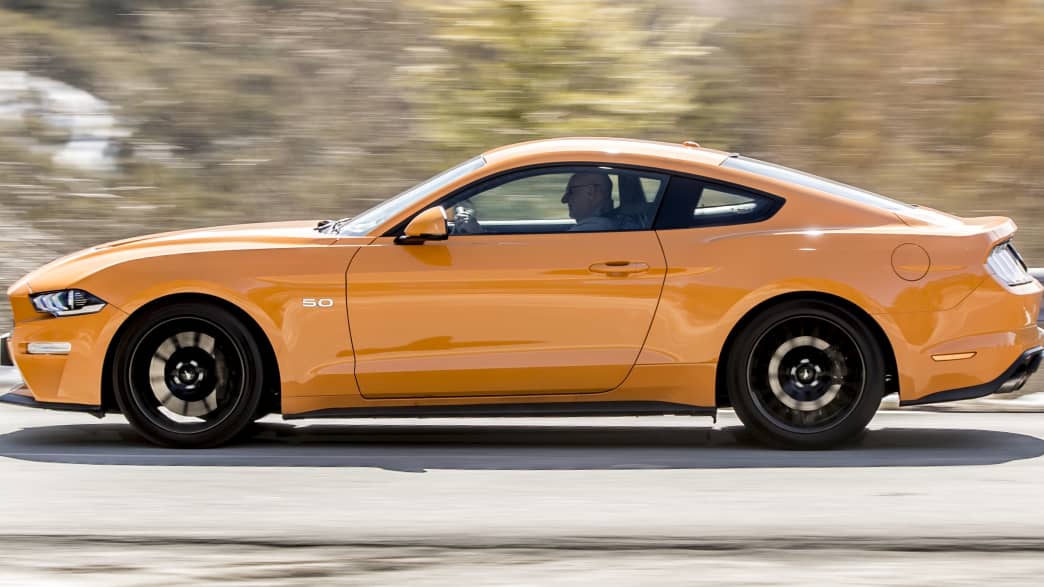 Ford Mustang Fastback 5.0 Ti-VCT V8 GT (12/19 - 11/20) 3 Ford Mustang Fastback 5.0 Ti-VCT V8 GT (12/19 - 11/20) 3
