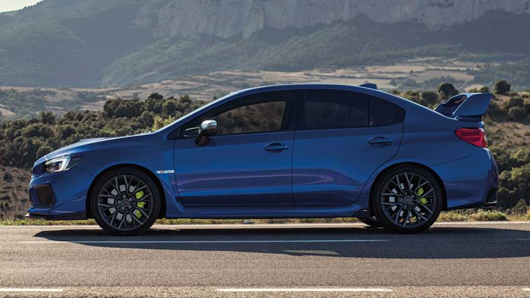 Subaru Impreza WRX STi 2.5 Sport (08/17 - 08/18) 3 Subaru Impreza WRX STi 2.5 Sport (08/17 - 08/18) 3