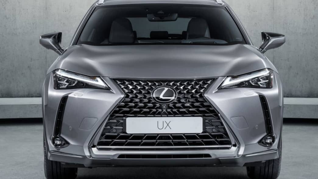 Lexus UX 250h Launch Edition E-FOUR Automatik (03/19 - 08/19) 1 Lexus UX 250h Launch Edition E-FOUR Automatik (03/19 - 08/19) 1