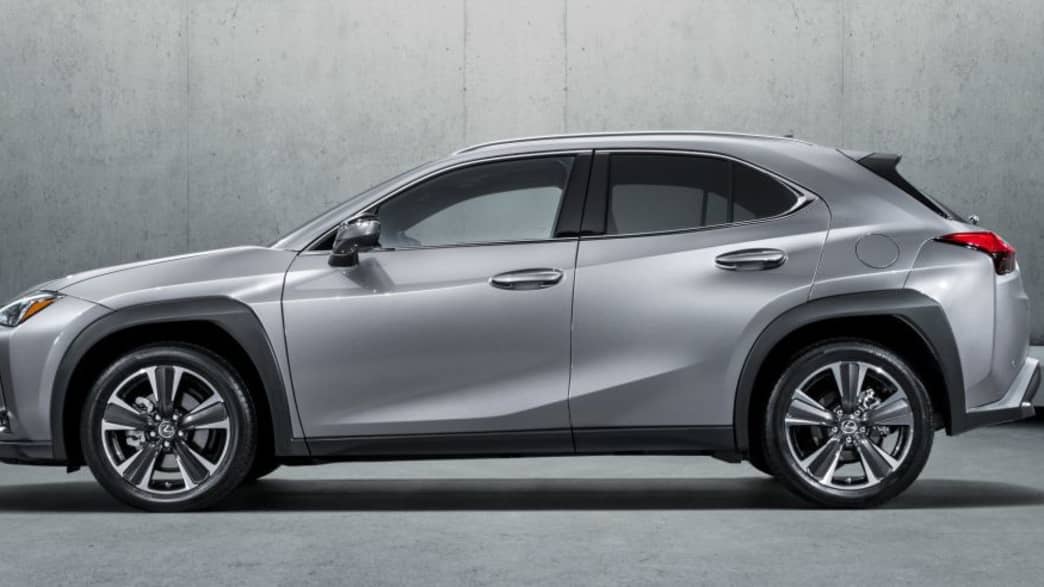 Lexus UX 250h Launch Edition E-FOUR Automatik (03/19 - 08/19) 3 Lexus UX 250h Launch Edition E-FOUR Automatik (03/19 - 08/19) 3