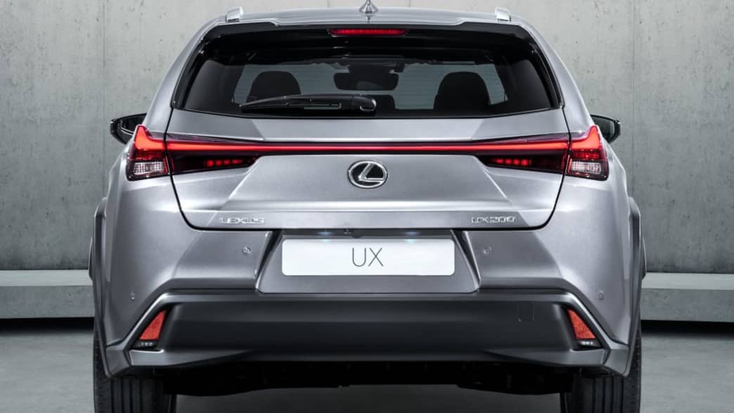 Lexus UX 250h Launch Edition E-FOUR Automatik (03/19 - 08/19) 4 Lexus UX 250h Launch Edition E-FOUR Automatik (03/19 - 08/19) 4