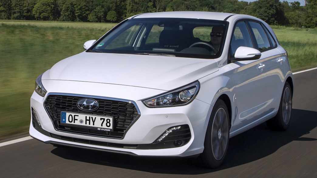 Hyundai i30 1.6 CRDi YES! DCT (01/19 - 04/19) 2 Hyundai i30 1.6 CRDi YES! DCT (01/19 - 04/19) 2