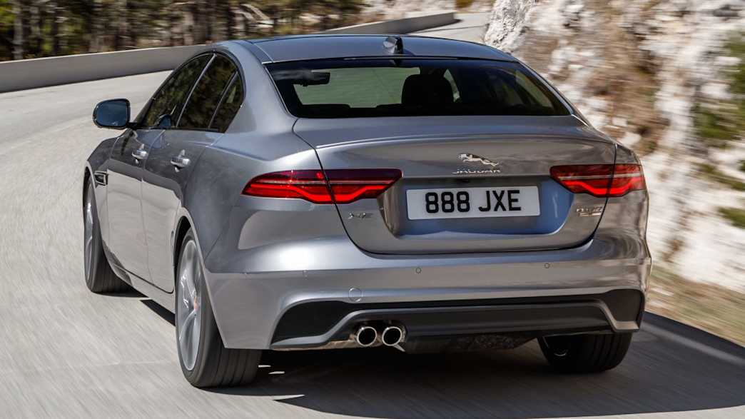 Jaguar XE P250 HSE Automatik (01/21 - 04/22) 4 Jaguar XE P250 HSE Automatik (01/21 - 04/22) 4