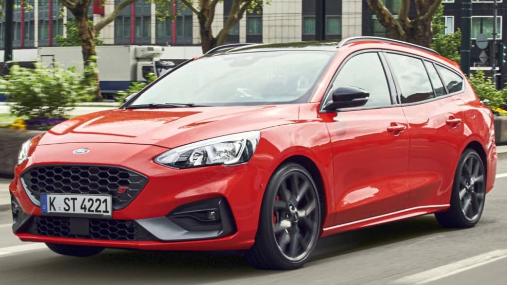 Ford Focus Turnier ST 2.3 EcoBoost Styling-Paket (08/20 - 01/22) 2 Ford Focus Turnier ST 2.3 EcoBoost Styling-Paket (08/20 - 01/22) 2